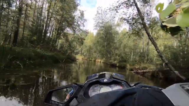 Гидроцикл Brp Sea-doo RXP260. Очень быстрый катаемся по реке Камышовка. смотреть онлайн