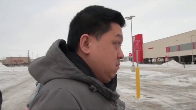 Customers react to Target closure смотреть онлайн