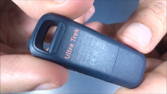 SanDisk Ultra Trek Rugged USB 3.0 Flash Drive Unboxing смотреть онлайн