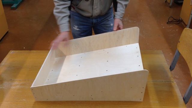 Первый подарок внуку Пеленальный столик своими руками смотреть онлайн