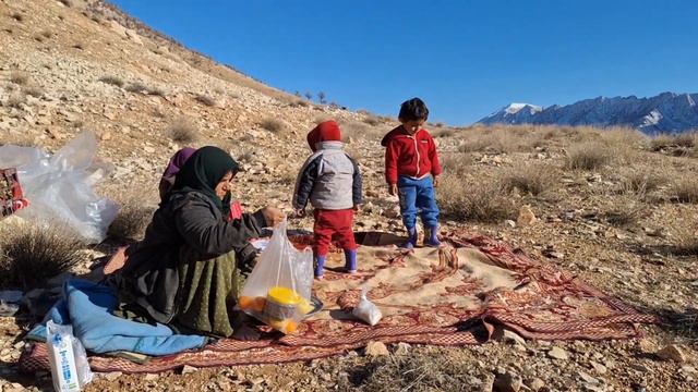Generous Viewers: The Cooperation Of The Cameraman To Alleviate The Hunger Of Orphan Children