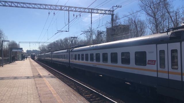 ЭП2Д-0050 ЦППК Перекраска Наше Подмосковье и ЭШ2-006 Аэроэкспресс На станции Дегунино смотреть онлайн