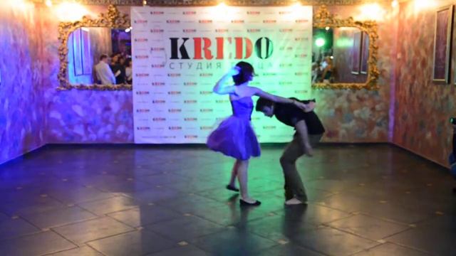 Зук - Леша и Юля (El Baile Koala, Гомель). 5 лет студии танца Кредо. смотреть онлайн