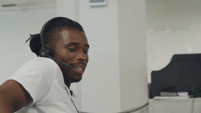 'Caps on Call 📞 These Season Ticket Members received calls from Sam Adekugbe and Richie Laryea! смотреть онлайн