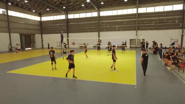 Vóley FCV 2024 Honor Sub18 - B.B. Rivadavia (VM) vs Municipalidad de Córdoba (HD) смотреть онлайн