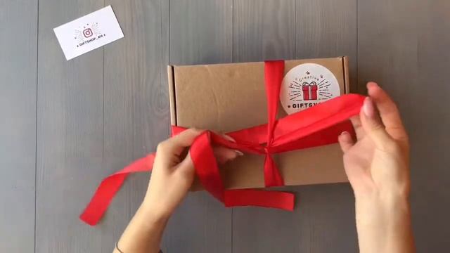 КАК ЗАВЯЗАТЬ БАНТИК НА ПОДАРОК? смотреть онлайн