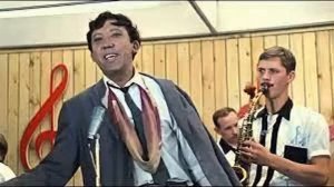 ПЕСНЯ ПРО ЗАЙЦЕВ {А НАМ ВСЁ РАВНО}Ю НИКУЛИН ПОЁТ РУСЛАН