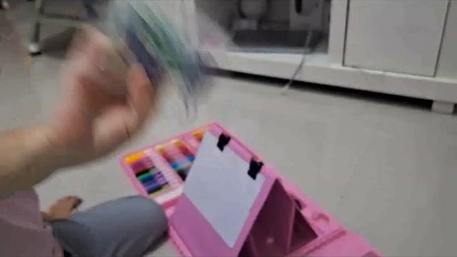 UNBOXING ART SET 208 Pensil Warna “Crayon Set” смотреть онлайн