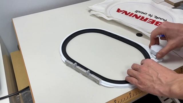 Изработване на декоративна възглавничка BERNINA B590 смотреть онлайн