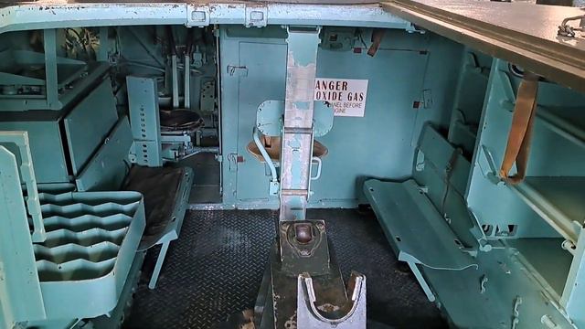 Трофейный американский гусеничный самоходный миномет М125А1 смотреть онлайн