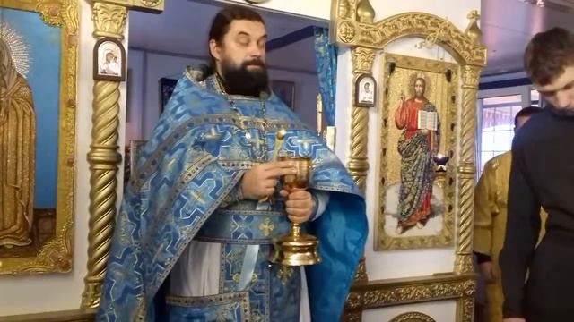 Воскресеная Литургия. Тело Христово примите смотреть онлайн