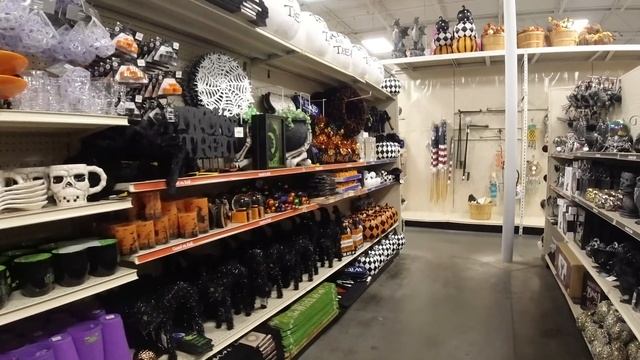 At Home Halloween Decorations & Inflatables 2019 - 4th Walkthrough of Store Merchandise (Narrated) смотреть онлайн