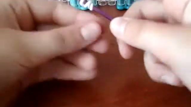СОБАКА из резинок на станке. смотреть онлайн