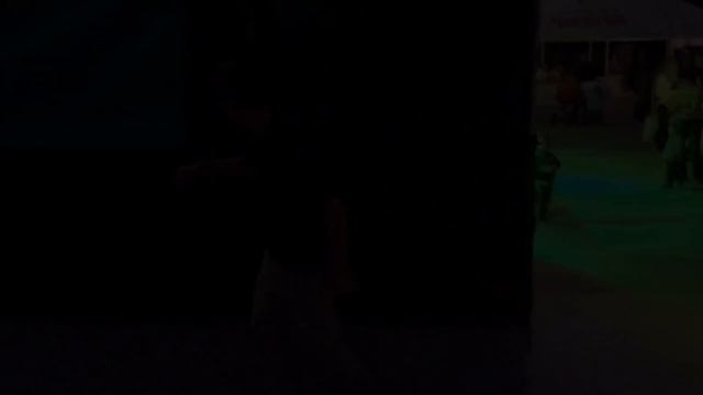 Самые популярные типы людей на дискотеке смотреть онлайн