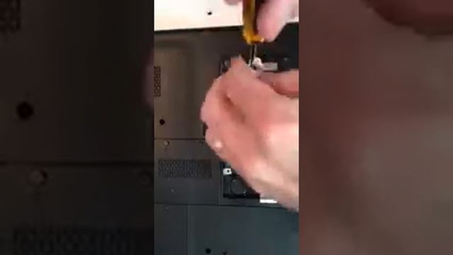 HP Pavilion g70 hard drive swap смотреть онлайн