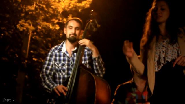 Karri'd'or "Les passants" (cover) смотреть онлайн