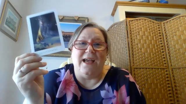 Working with Oracle Cards: Why do I keep getting the same card/message? смотреть онлайн