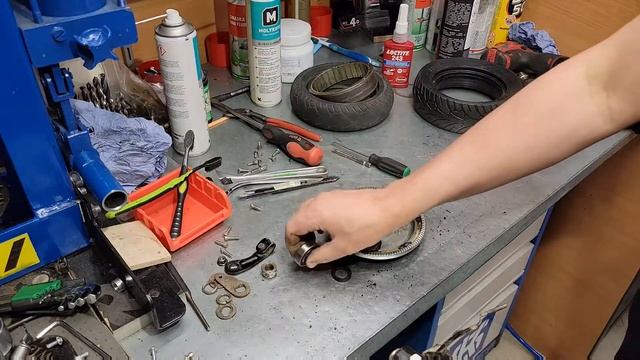 Ремонт Maxspeed Mini 4 (Speedway Mini 4 Pro) - замена покрышки, подшипников и сальников мотор колес
