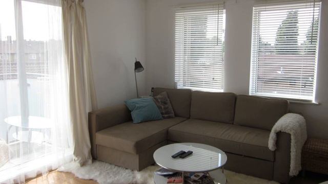 Comfortable modern flat in North Kensington - London - United Kingdom смотреть онлайн