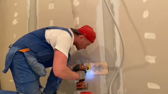 Шаблон для сверления подрозетников ! смотреть онлайн