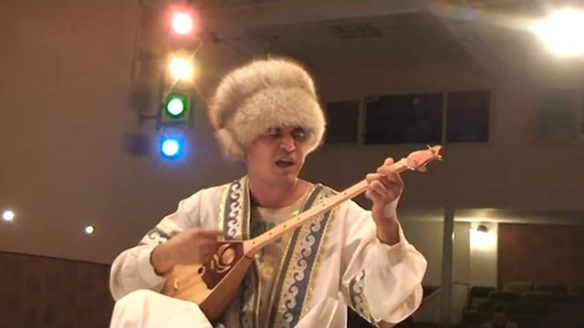 Жалгыз йырау Баязит Ғәйнуллин башҡарыуында смотреть онлайн