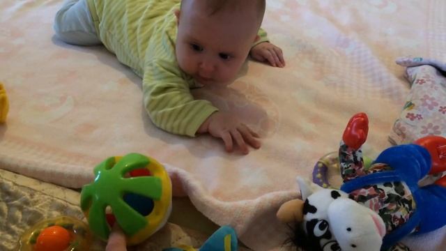 Как научить ребёнка переворачиваться с живота на спину смотреть онлайн