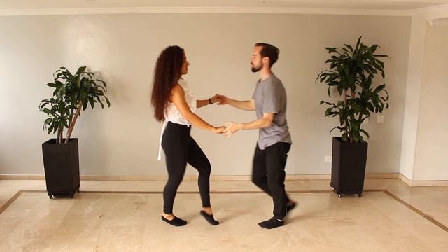 7 Salsa Moves for Beginners (the building blocks for everything) смотреть онлайн