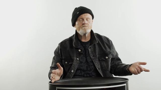 ЗАЧЕМ ЛОВИТЬ МЕЛКИХ БАРЫГ? смотреть онлайн