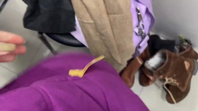 Секонд хенд в Санкт Петербурге и отрывки из разных завозов смотреть онлайн