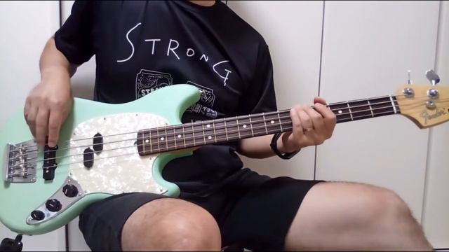Kool & the Gang Celebration Bass Practice смотреть онлайн