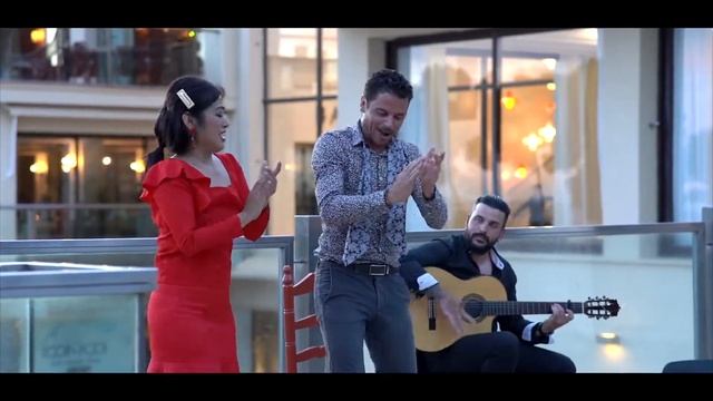 Amazing flamenco night at Don Carlos! смотреть онлайн