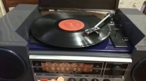 Радиола из СССР - Вега 300, 1988 года.