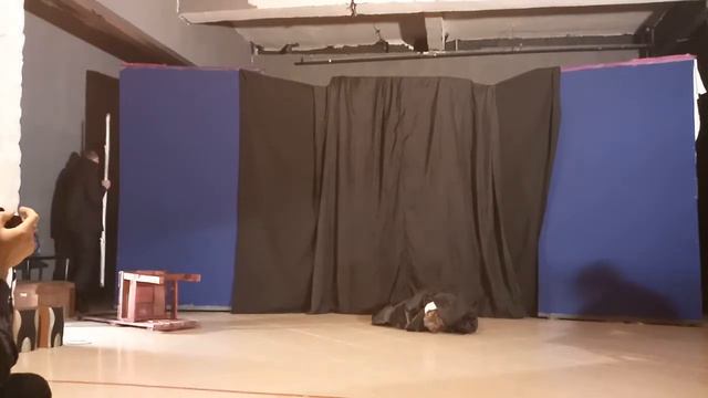 Актер Холл: экзамен, #1 смотреть онлайн