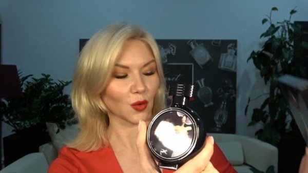 Цветок с ароматом замши - османтус! Обзор аромата Devil's intrigue от HFC