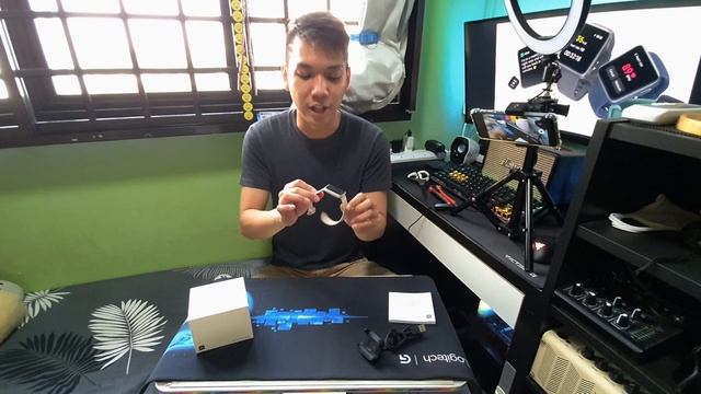 An APPLE WATCH DOPPELGANGER??? - Xiaomi Mi Watch Lite Unboxing & First Impressions #35 смотреть онлайн