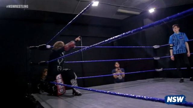 NSW Буря Перед Битвой 2017: Командный матч 4 на 4 смотреть онлайн