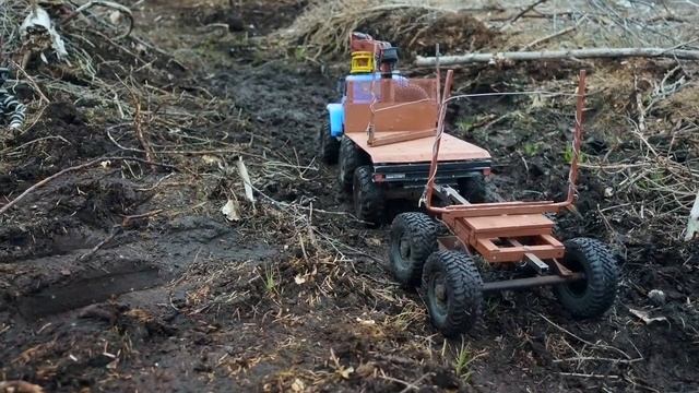 Russian Log Truck - RC Spintires Mudrunner 1:12 scale Ural 4320 6x6 Mud run Logging смотреть онлайн