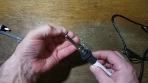 Паяльник с регулируемой температурой жала.