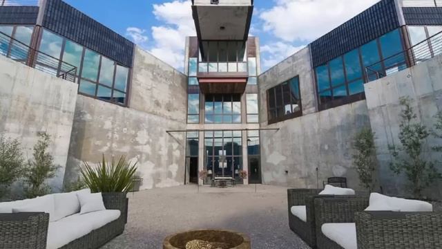 Worlds Weirdest Mansions That Nobody Wants To Live In смотреть онлайн