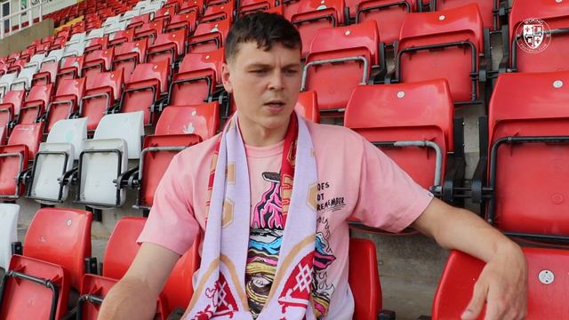 Matt Robinson | New Signing Interview смотреть онлайн