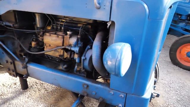 Vintage 1952 Fordson Major Diesel Tractor in Geraldine смотреть онлайн