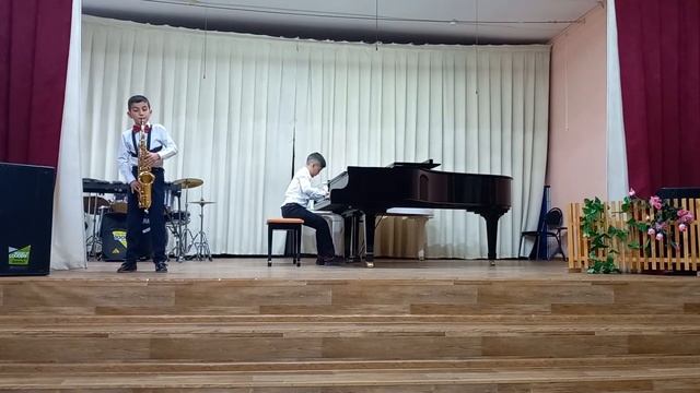 А. Бабаджанян "Мелодия-Анданте" смотреть онлайн