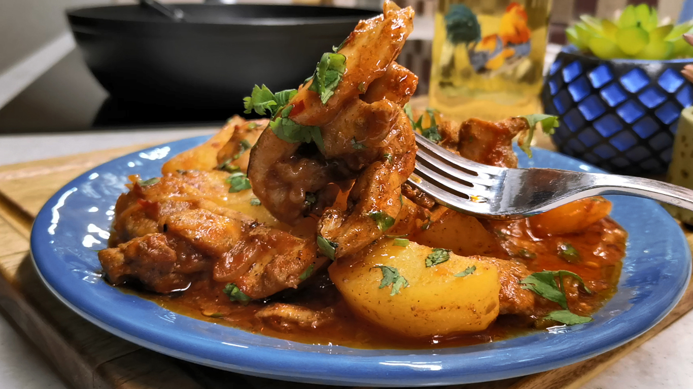 Грузинский повар научил! Простая КУРИЦА с КАРТОШКОЙ никогда еще не была такой вкусной! смотреть онлайн