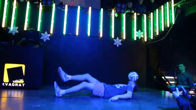 Гусак Илья - футбольный фристайл смотреть онлайн