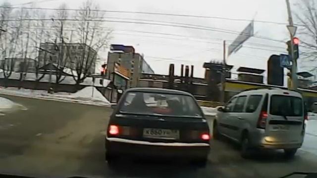 Женщина не предсказуема, за рулём! Пермь смотреть онлайн