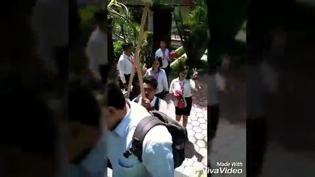 Hari Guru Astra Motor Gianyar Goes To Dosman Gianyar смотреть онлайн