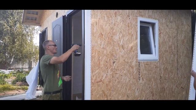 ДОДЕЛАЛИ В ВАННОЙ. НАЧАЛИ САЙДИНГ. смотреть онлайн