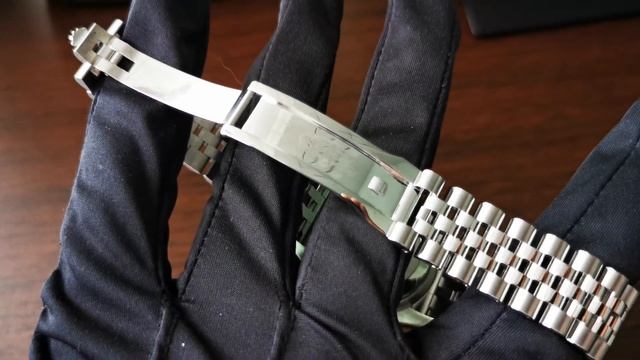 Как определить оригинальность часов Rolex Datejust 36 mm 116200 смотрите описание. смотреть онлайн