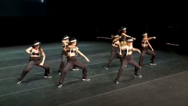 the boss ladies dance to a weird tiktok song смотреть онлайн