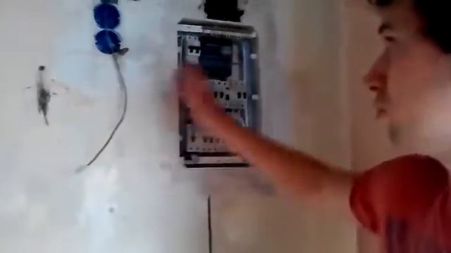 Аким Ильясов. Обзор: электромонтаж в 3к квартире в Сипайлово, Уфа. смотреть онлайн